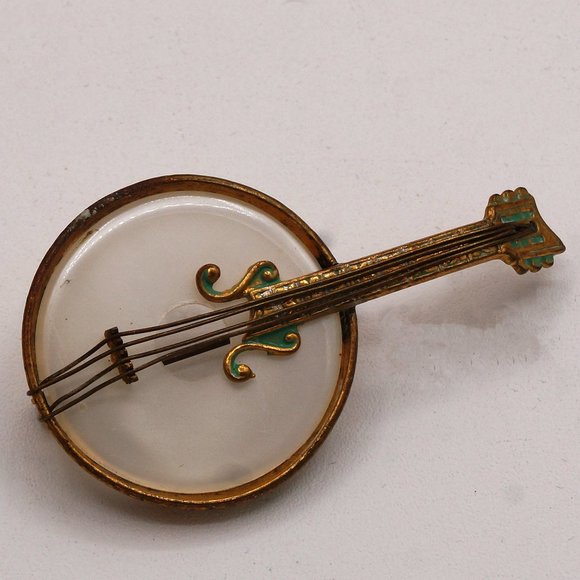 Vintage Spanish Stringed Banjo Pearly Center Green Enamel Brass Tone Brooch - Picture 13 of 13